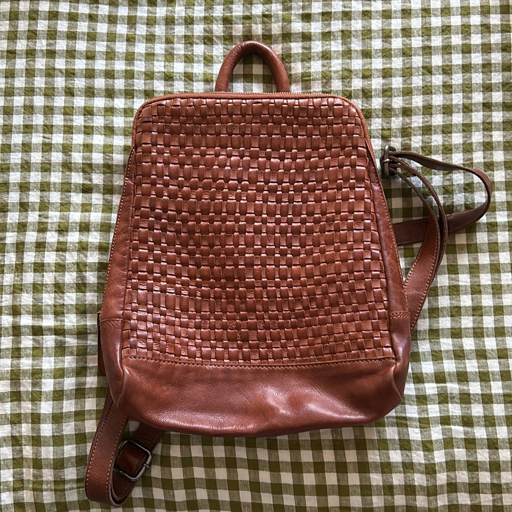 Vilenca Holland Woven Leather Backpack